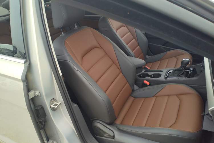 Used Volkswagen Lavida 2018 280TSI DSG Luxury Edition China V Standard Right Front Seat