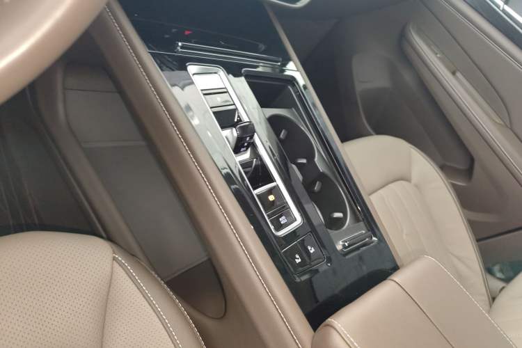 Used Volkswagen Viloran 2023 Revised Version 380TSI Luxury Edition