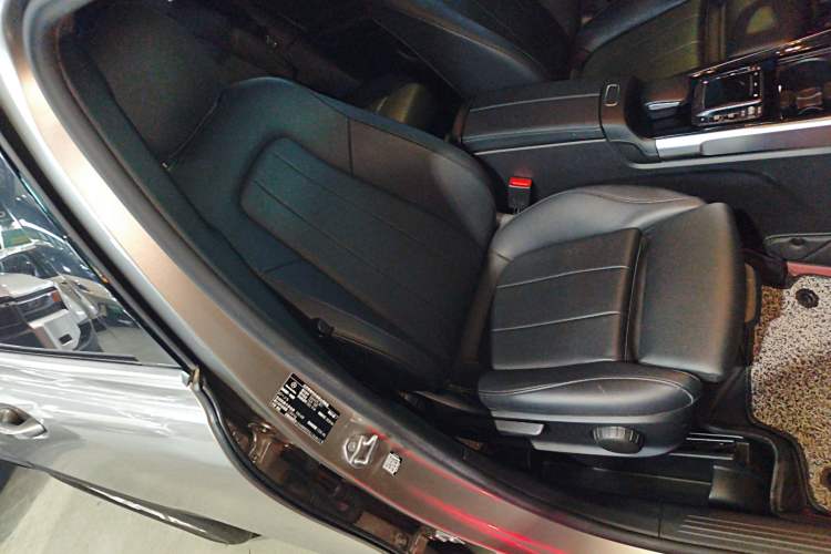 Used Mercedes-Benz GLB 2020 GLB 180 Fashion Model