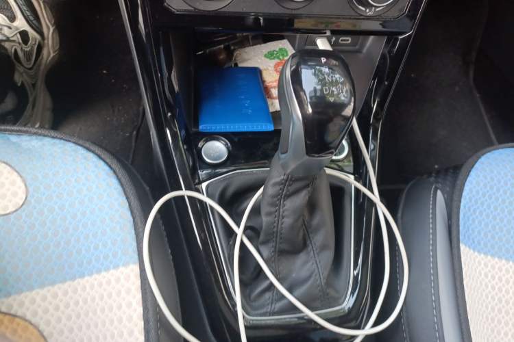 Used Volkswagen Tacqua 2021 1.5L Automatic Yue Zhi Lian Edition Gear Lever