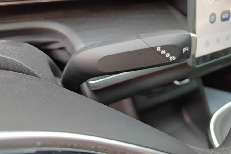 Used CHANGAN NEVO A07 2026 Model Ultra-Long Blue Whale Pure Electric 730 Flagship Edition Gear Lever