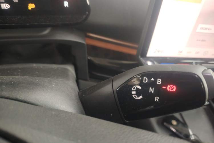 Used Volkswagen ID.UNYX 2024 Pro Long-Range Version
