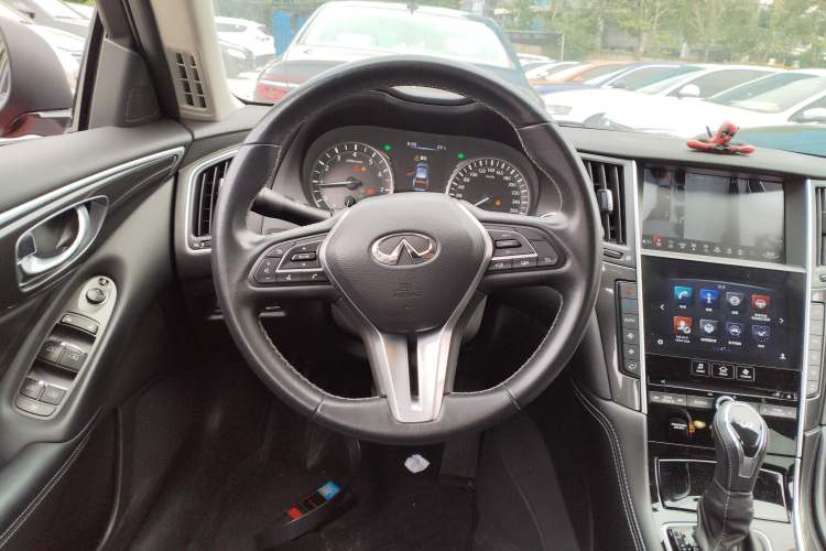 Used Infiniti Q50L 2018 2.0T Comfort Edition China VI Standard