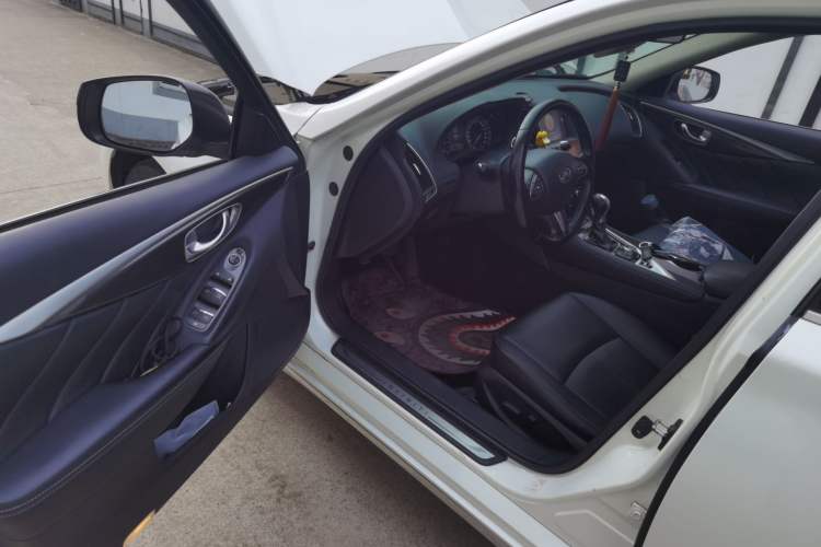 Used Infiniti Q50L 2016 2.0T Comfort Edition Driver Seat