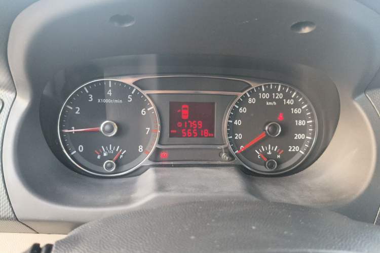 Used JAC Group J6 A30 2013 1.5L Manual Luxury Model China IV Standard
