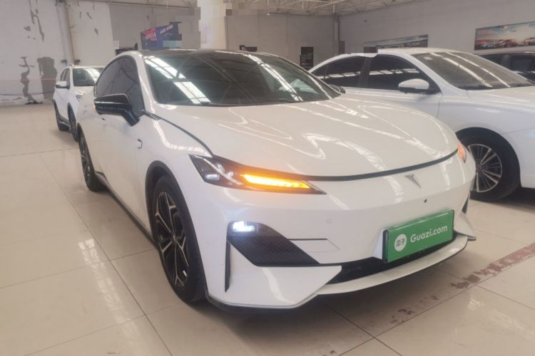 Used Deepal SL03 2023 200Max Range-Extended Version Front Right 45 Deg