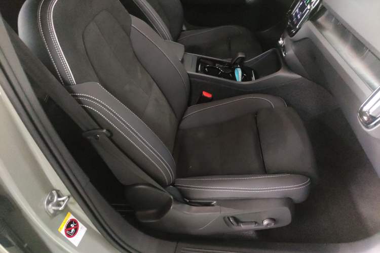 Used Volvo XC40 New Energy 2023 Long-Range Version
