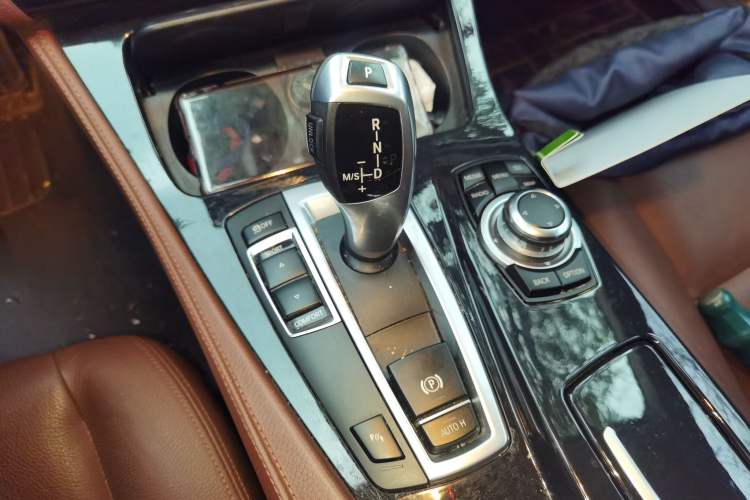 Used BMW 5 Series 2017 520Li Elegant Edition
