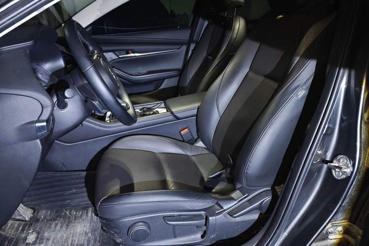 Used Mazda 3 Axela 2021 2.0L Automatic Zhiya Edition Left Front Seat