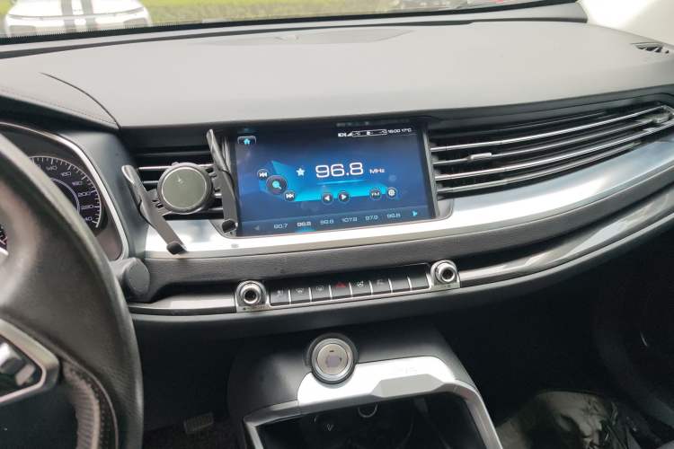 Used Haval H6 2017 Blue Label 1.5T Automatic Two-Wheel Drive ZhiShang Model