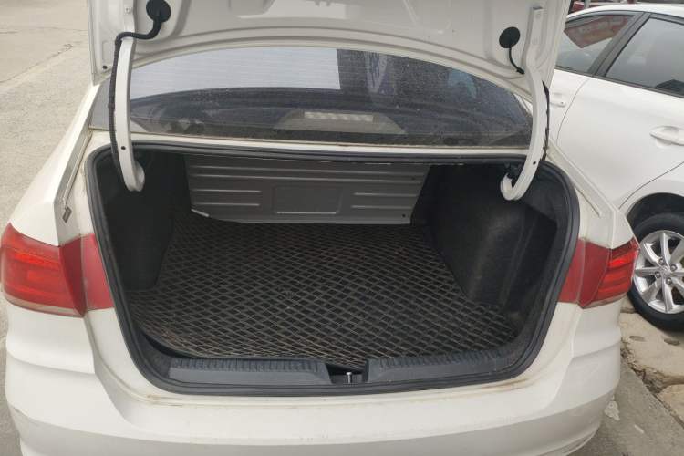 Used Volkswagen Santana 2021 1.5L Automatic Fashion Edition Trunk