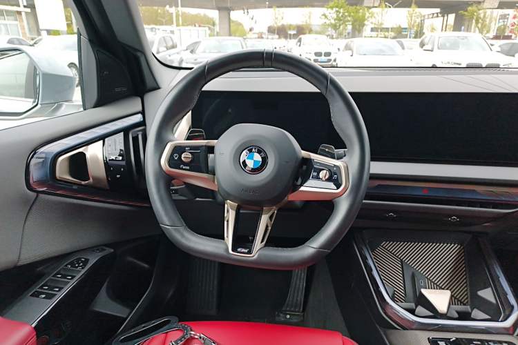 Used BMW X3 2025 xDrive30L Luxury Edition M Sport Package Steering Wheel