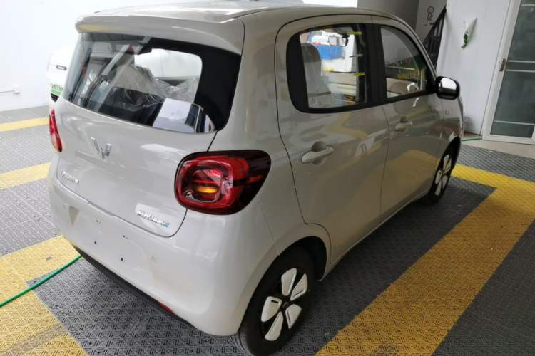 Used Wuling Hongguang MINIEV 2025 Four-Door Version Advanced Edition