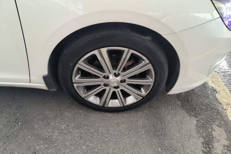 Used Peugeot 408 2014 1.8L Automatic Luxury Edition