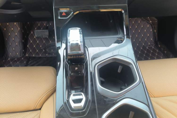 Used Geely Auto FX11 2023 2.0TD DCT Flagship Version