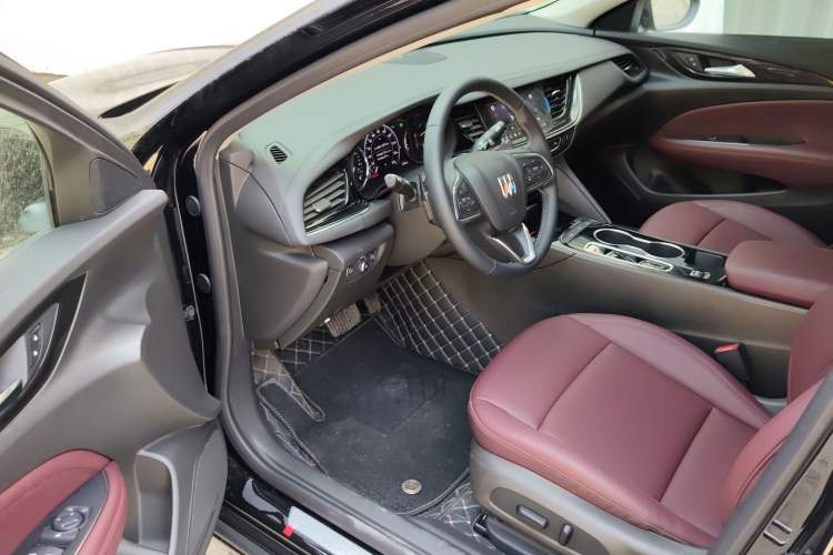 Used Buick Regal 2025 Model 28T Long-Range Enjoyment Edition