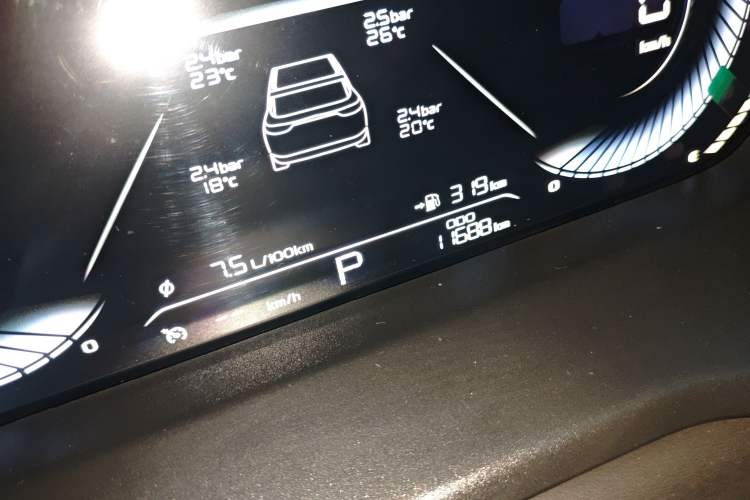 Used Geely Auto Emgrand 2025 4th Generation 1.5L CVT Luxury Version