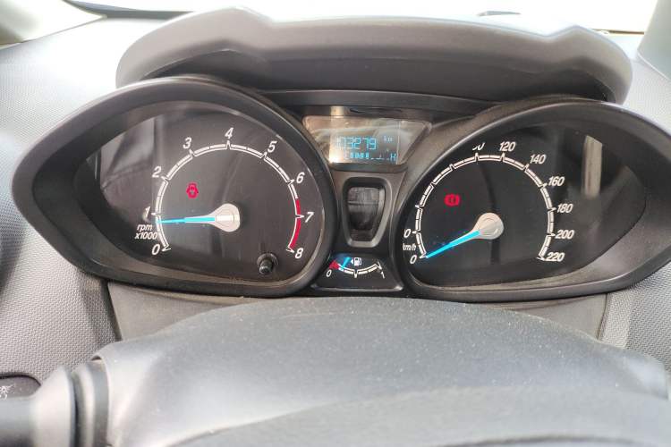 Used Ford Fiesta 2013 Hatchback 1.5L Manual Fashion Edition
