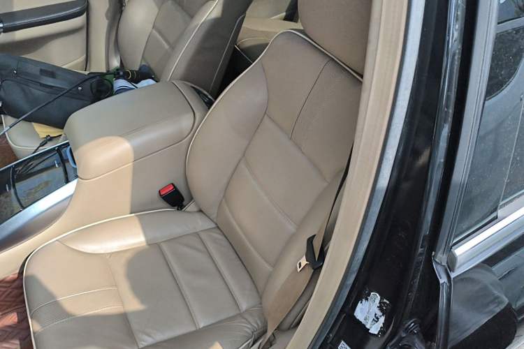 Used Mercedes-Benz R-Class 2017 R 320 4MATIC Business Edition Prestige Model
