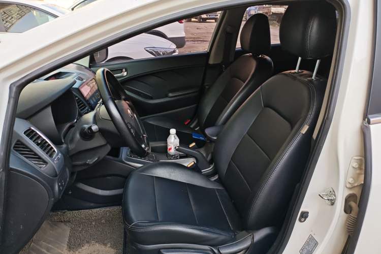 Used Kia K3S 2014 1.6L Automatic GLS Left Front Seat