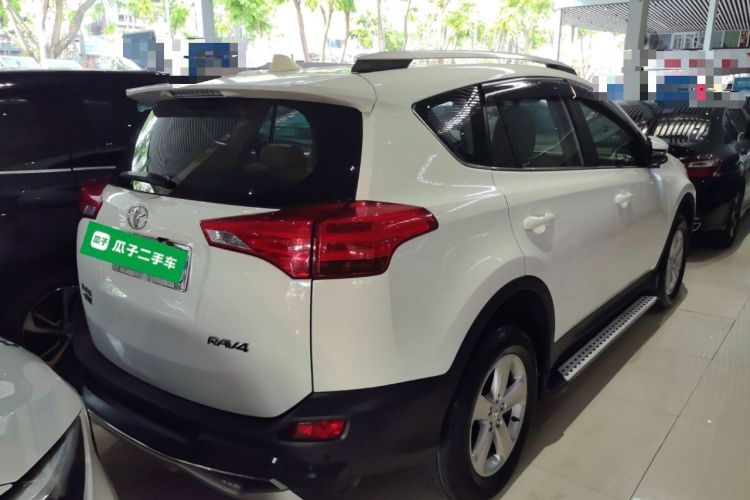 Used Toyota RAV4 2013 2.0L CVT Two-Wheel Drive Urban Edition Rear Right 45 Deg