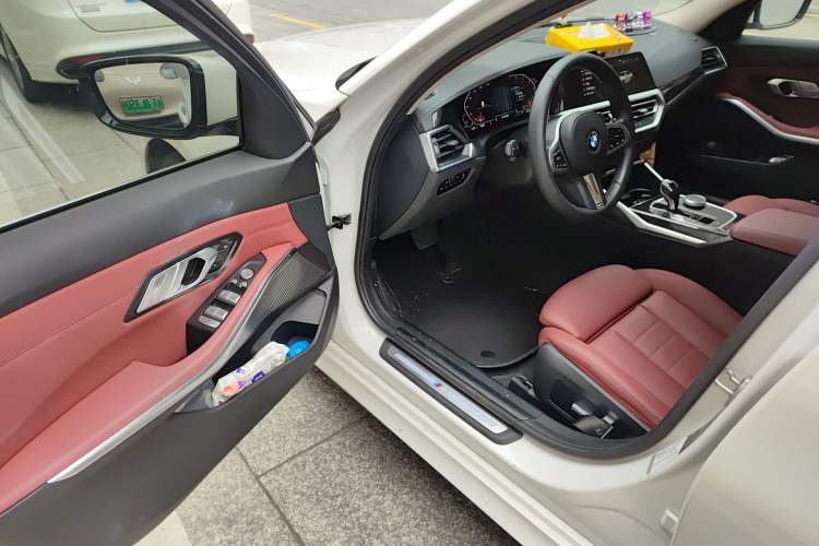 Used BMW 3 Series 2021 Restyled 325Li M Sport Package Driver Seat