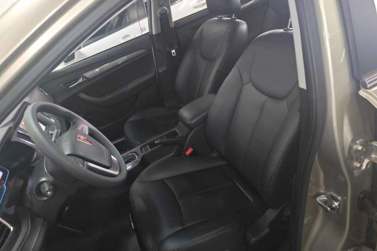 Used Roewe 360 2015 20T TST Deluxe Edition
