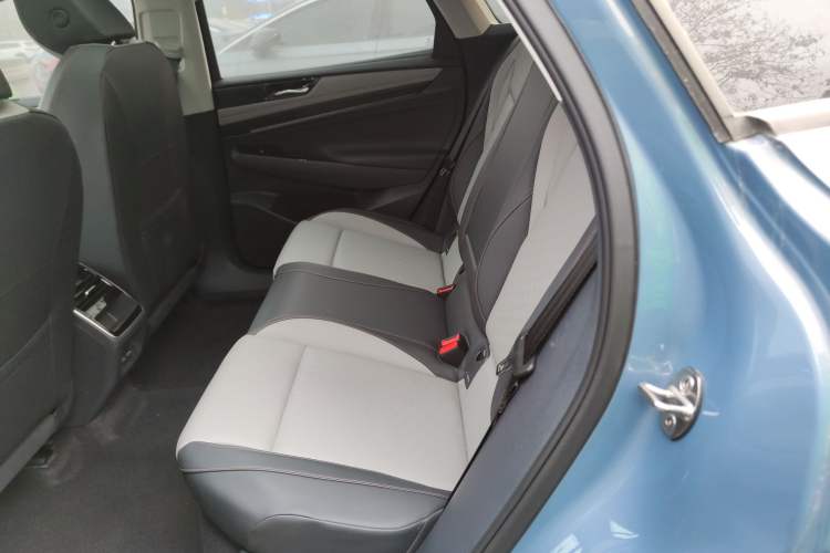 Used Volkswagen ID.7 VIZZION 2024 AIR model
