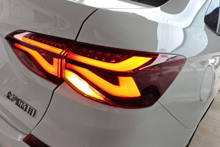 Used Chevrolet Monza 2020 320 Automatic Enjoyment Edition