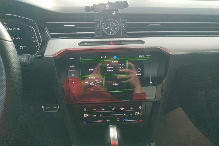 Used Volkswagen Magotan 2023 2 Million Units Commemorative Edition 330TSI DSG Luxury Version Audio And AC Panel