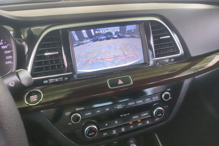 TDK.VehicleDetails.img