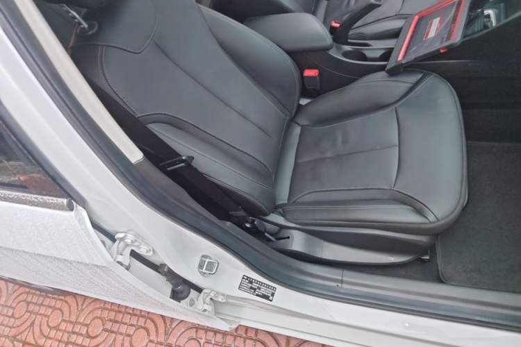 Used Buick GT 2019 18T Automatic Connected Elite Model China VI Standard Right Front Seat