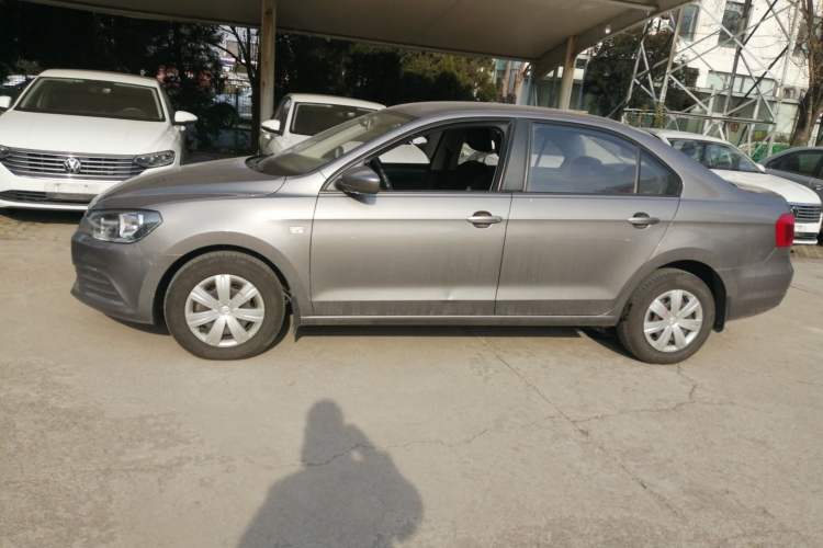 Used Volkswagen Jetta 2015 Zhuihui Edition 1.4L Manual Fashion Model