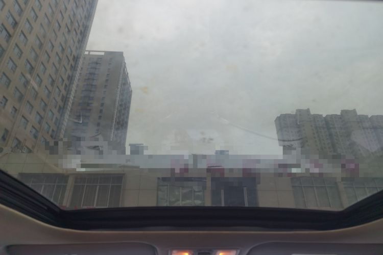 Used Hyundai ix25 2015 1.6L Automatic Two-Wheel-Drive Deluxe DLX Model Headliner