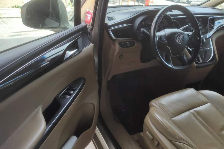 Used Buick GL8 2017 ES 28T Luxury Model China V Standard