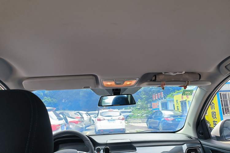 Used BAIC Weiwang M50F 2017 1.5L Standard Model