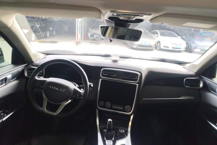 Used Lynk & Co 01 EM-P 2019 1.5T PHEV Jing Meeting China VI Emission Standards