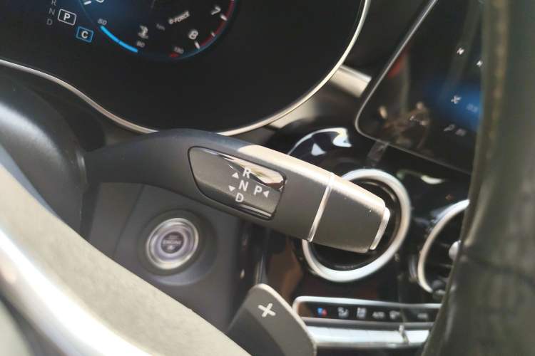 Used Mercedes-Benz GLC Coupe 2020 GLC 260 4MATIC Coupe SUV Gear Lever