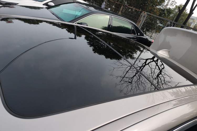 Used BMW 5 Series New Energy 2019 Updated Version 530Le Luxury Package Roof