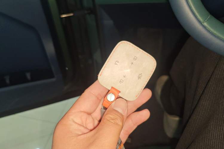 Used Zeekr X 2023 Four-Wheel Drive YOU Edition 4 Seats Vehicle Key