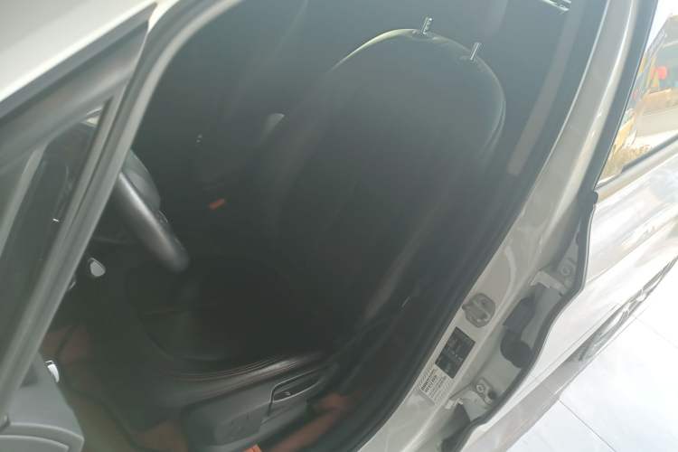 Used BMW 2 Series Active Tourer 2016 218i Fashion Model
