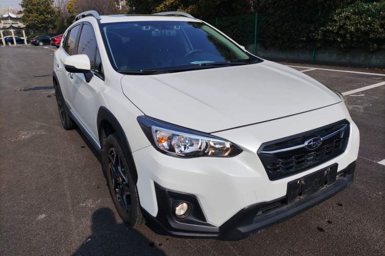 Used Subaru XV 2018 2.0i All-Wheel-Drive Luxury Edition with EyeSight Front Right 45 Deg