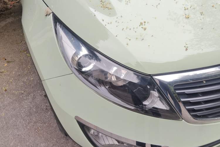 Used Kia Sportage R 2012 2.0L Automatic Two-Wheel Drive GL Trim
