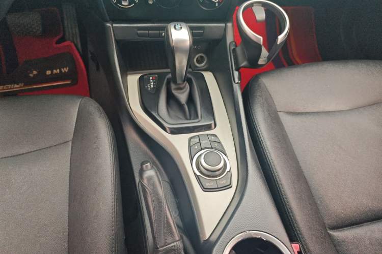 Used BMW X1 2013 sDrive18i Fashion Model
