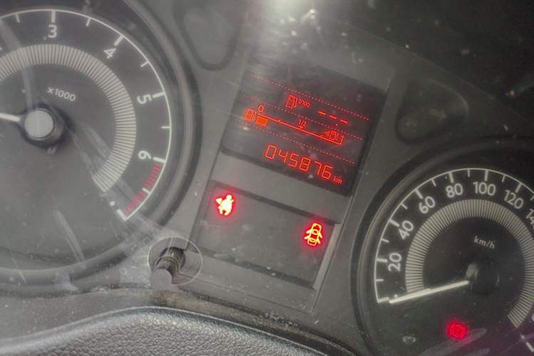 Used Peugeot 301 2016 1.6L Manual Comfort Edition
