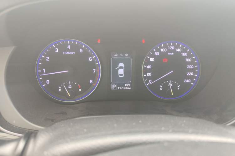 Used Hyundai Mistra 2014 1.8L Automatic Smart GLS Instrument Cluster