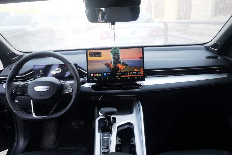 Used Geely Auto Preface 2025 Dongfang Yao 1.5TD Kunlun Edition