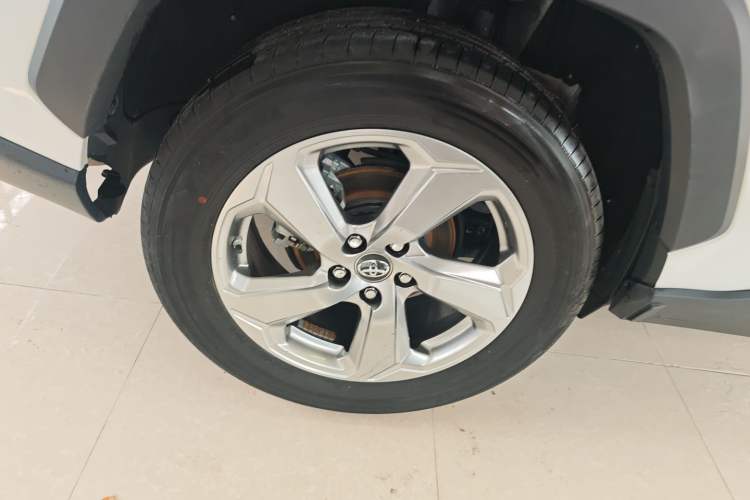 Used Toyota RAV4 2022 2.0L CVT Two-Wheel Drive Fashion Plus Edition
