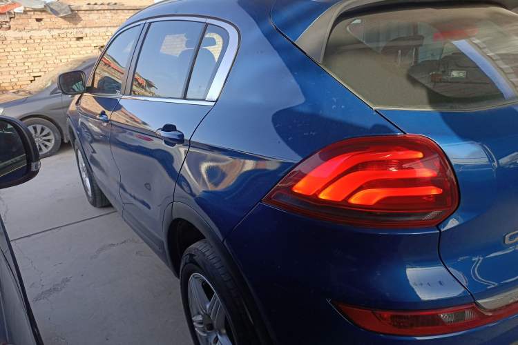 Used Qoros 5 2018 Revised Version 1.6T Automatic Leading Edition