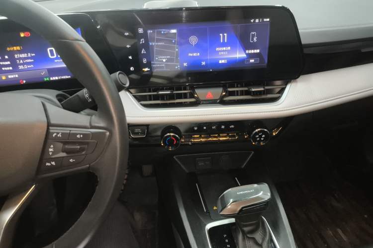 Used Chevrolet Monza 2024 1.5L Dual-Clutch Enjoyment Edition Audio And AC Panel